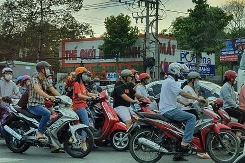 Sẽ cấm xe theo giờ tại các tuyến đường huyết mạch ở Bình Dương