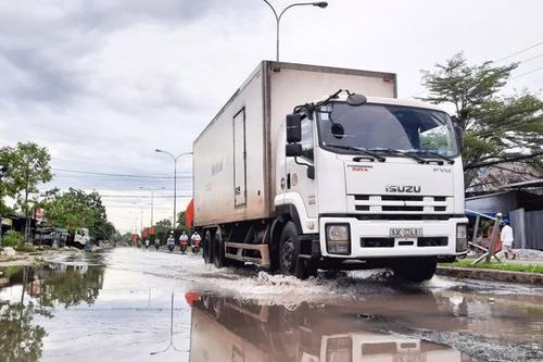 Sớm nâng cấp 'tuyến đường đau khổ' qua địa phận Cà Mau
