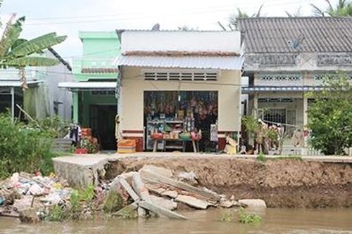 Đồng bằng sông Cửu Long với nỗi lo sạt lở khi mùa mưa đến