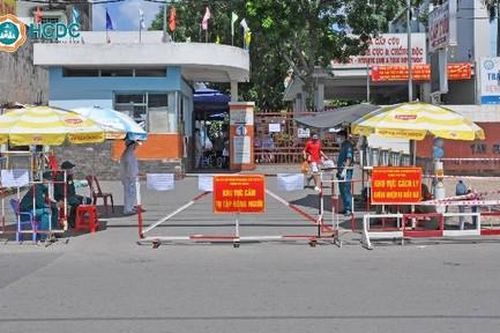 TPHCM: Người dân từng đến 44 điểm cần cách ly tại nhà