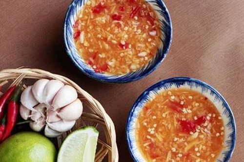 Đây là sai lầm khi nêm nếm mắm, muối, đường vào thực phẩm, cần bỏ ngay trước khi làm tổn thương cơ thể và 'rước' đủ thứ bệnh