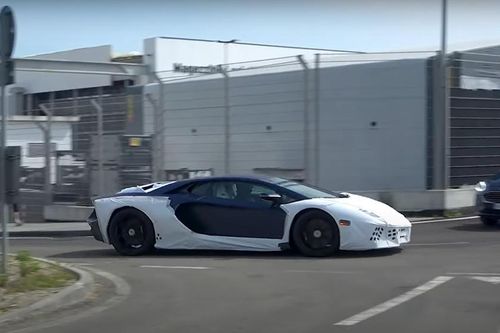 Lamborghini Aventador phiên bản cuối cùng được thử nghiệm
