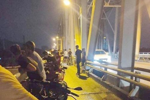 Thầy giáo tử vong với 3 vết đạn trên đầu