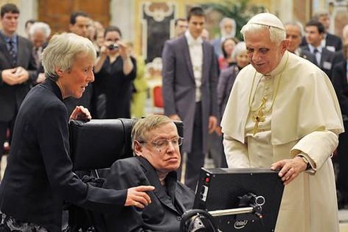 Lưu giữ các công trình và di vật của Stephen Hawking