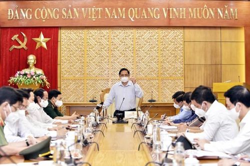 Cấp ủy, chính quyền cơ sở là hạt nhân, nhân dân là chủ thể trong phòng chống dịch COVID-19