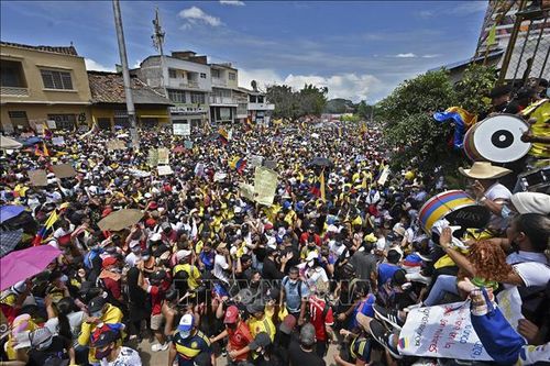 Colombia triển khai quân đội ứng phó với làn sóng biểu tình