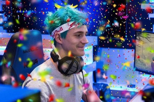 Những streamer có doanh thu hàng triệu Đô la mỗi năm