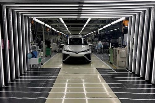 Doanh số toàn cầu của Toyota đạt mức kỷ lục trong tháng 4