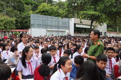 Thực hư văn bản của Bộ Giáo dục và Đào tạo có nhiệm vụ 'thử ma túy cho thanh thiếu niên, học sinh'