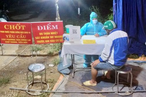 Thành lập chốt kiểm dịch tại thị trấn Quân Chu