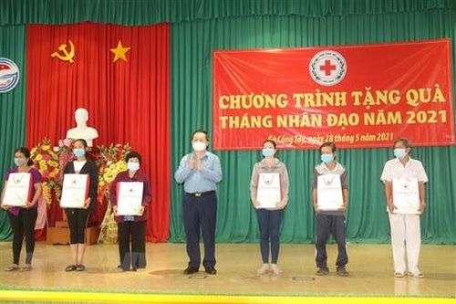 Hoạt động của lãnh đạo Đảng, Nhà nước