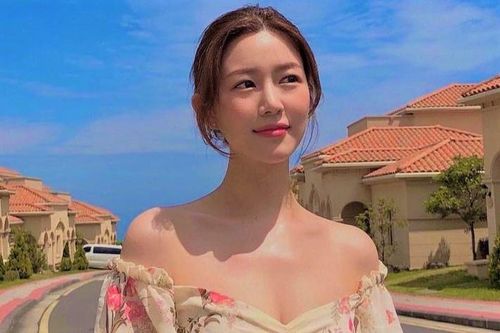 Những ngôi sao nổi tiếng nhờ cha mẹ hậu thuẫn
