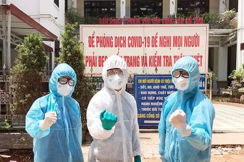 Thầy thuốc trẻ xung kích, tình nguyện tuyến đầu chống dịch