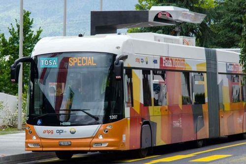 Hitachi phát triển hệ thống sạc xe buýt điện
