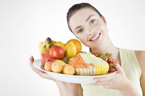 Phụ nữ sau sinh nên ăn trái cây gì để tốt cho cả mẹ và bé?