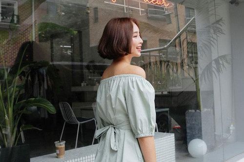 Cô nàng vai thô hãy nhớ cách kết hợp thời trang này