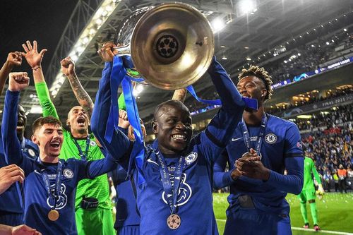 Chelsea vô địch Champions League: Giá trị của tiền vệ phòng ngự