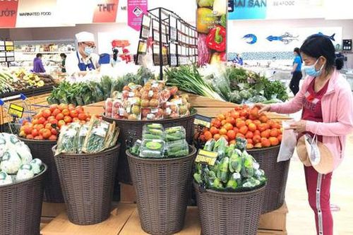 TPHCM: Siêu thị đảm bảo lượng hàng hóa dồi dào trong thời gian giãn cách xã hội