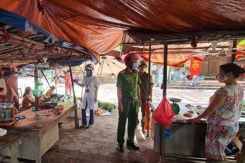 Tăng cường xử lý vi phạm phòng dịch tại khu vực công cộng
