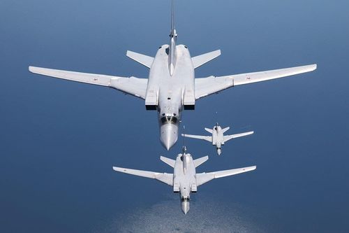 Vì sao Nga triệu hồi gấp phi đội máy bay ném bom Tu-22M3 tại Syria về nước?