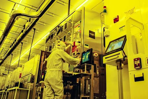 Nikkei: Chính quyền Việt Nam muốn giữ chuỗi cung ứng công nghệ ổn định