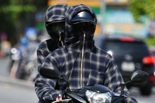Hà Nội nóng 39 độ C 4 ngày liên tiếp