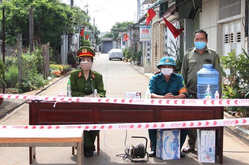 Đắk Lắk phong tỏa 9 khu vực liên quan nữ giáo viên mắc Covid-19