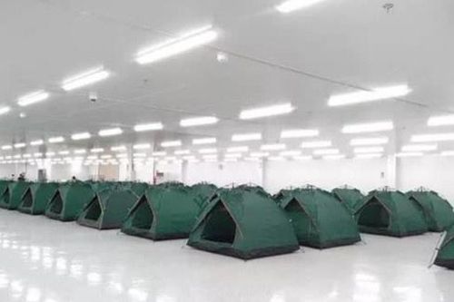 Công ty ở Bắc Ninh dựng lều làm nơi lưu trú cho công nhân