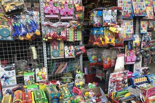 Trầm lắng thị trường đồ chơi thiếu nhi