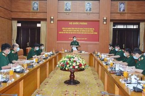 Bộ trưởng Phan Văn Giang làm việc với Tổng cục Hậu cần và cơ quan chức năng của Bộ Quốc phòng