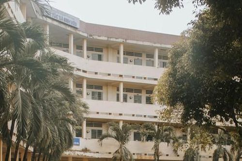 Hơn 30 sinh viên trường ĐH Sư phạm Kỹ thuật TP. HCM cách ly tại KTX
