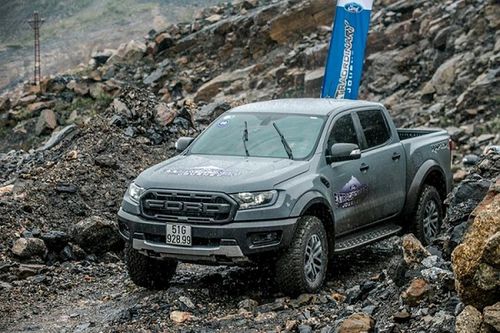 Ford Ranger Raptor tại Việt Nam 'không kèm lạc' nhưng ít màu sắc