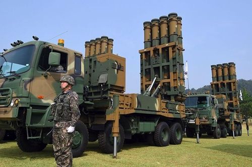 Được Mỹ 'thả cửa', Hàn Quốc tính tham gia đường đua tên lửa?
