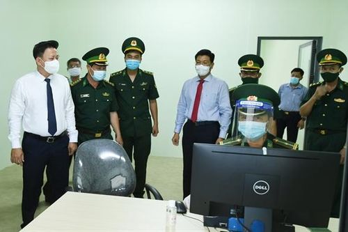 Công bố hoạt động cặp cửa khẩu quốc tế Tân Nam-Meun Chey
