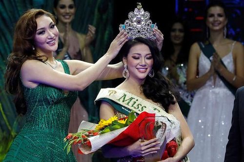 Hoa hậu Phương Khánh lọt Top 4 hoa hậu có tầm ảnh hưởng nhất lịch sử Miss Earth
