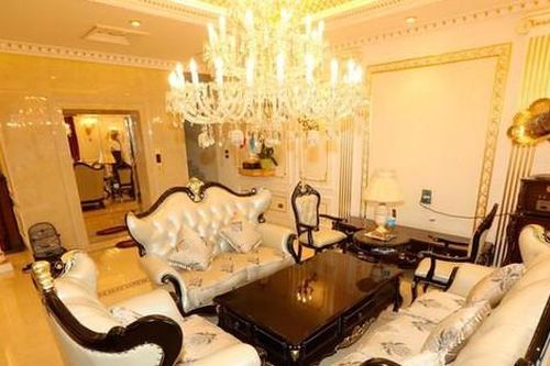 Vụ 3 căn nhà mặt phố giá 100 triệu đồng/căn: Bị ép bán nhà trả nợ?