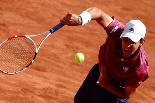Cú sốc đầu tiên ở Roland Garros 2021: Dominic Thiem bị loại ngay vòng đầu
