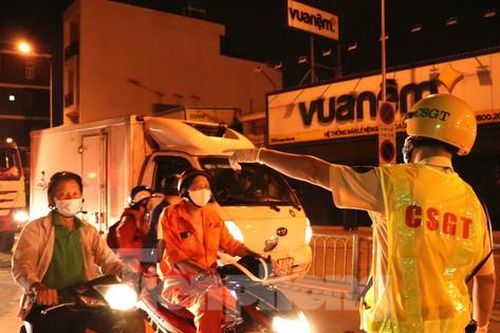 TPHCM, Bình Dương có thêm nhiều điểm cách ly, phong tỏa