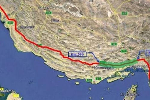 Iran lần đầu bán dầu không qua eo biển Hormuz