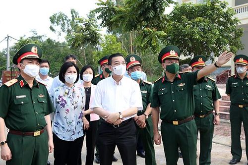 Nhiều F1 thành F0, Chủ tịch Hà Nội yêu cầu giảm mật độ người trong khu cách ly