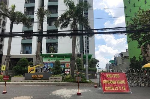 Người mắc Covid-19 ghé thăm bạn, cả chung cư ở Bình Dương bị phong tỏa