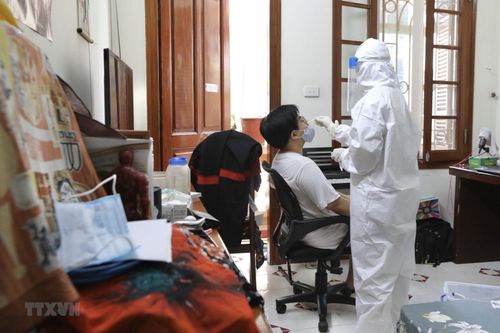 Hà Nội tăng rà soát, xét nghiệm COVID-19 với người nguy cơ cao