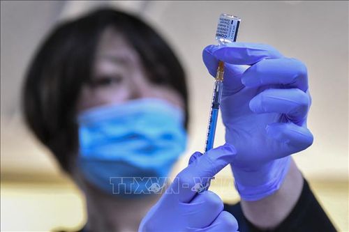 Nhật Bản cấp phép sử dụng vaccine của Pfizer cho nhóm trẻ từ 12-15 tuổi