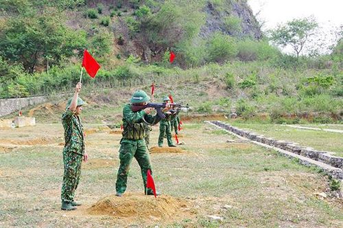 BĐBP Sơn La: Kết quả kiểm tra huấn luyện chiến sĩ mới đạt từ khá trở lên