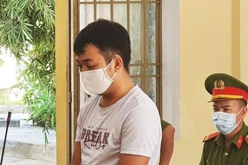 Mâu thuẫn trong lúc nhậu, em đâm anh trai tử vong
