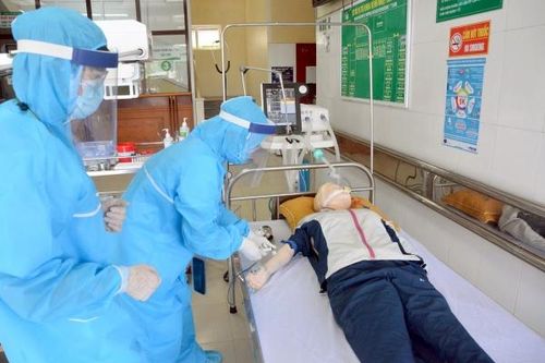 Bệnh viện tuyến cuối Nghệ An diễn tập phòng dịch COVID-19