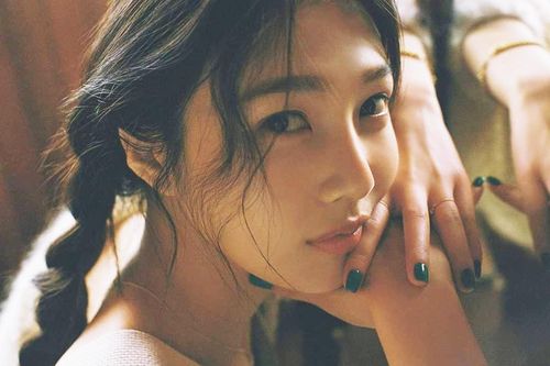 Joy (Red Velvet) mất ngủ vì album solo