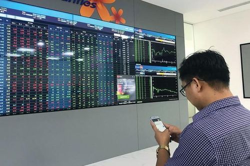 CNBC: Chứng khoán Việt Nam tăng mạnh nhất châu Á - Thái Bình Dương trong tháng 5/2021