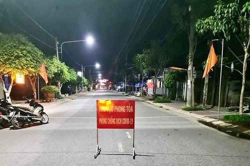 Ghi nhận ca nhiễm COVID-19 đầu tiên trong cộng đồng, Trà Vinh cấp bách ứng phó