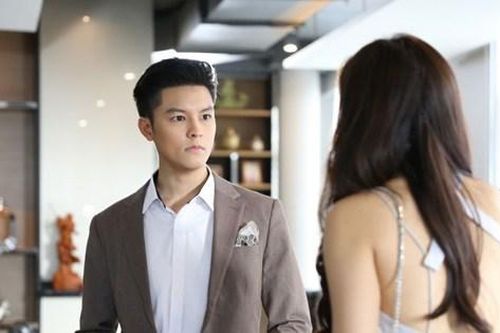 Chủ động tỏ tình với trai trẻ kém 6 tuổi, quý bà thành đạt không ngờ có ngày nhận kết này